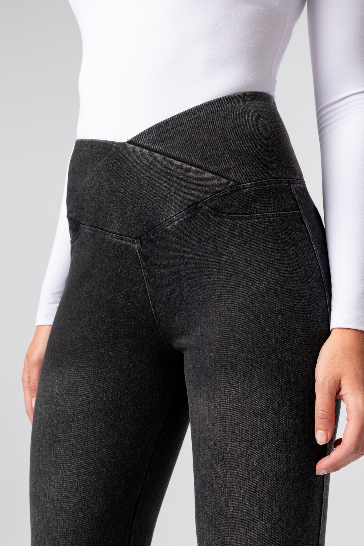 lelosi_hlače_lelojeans bootcut tacoma_5