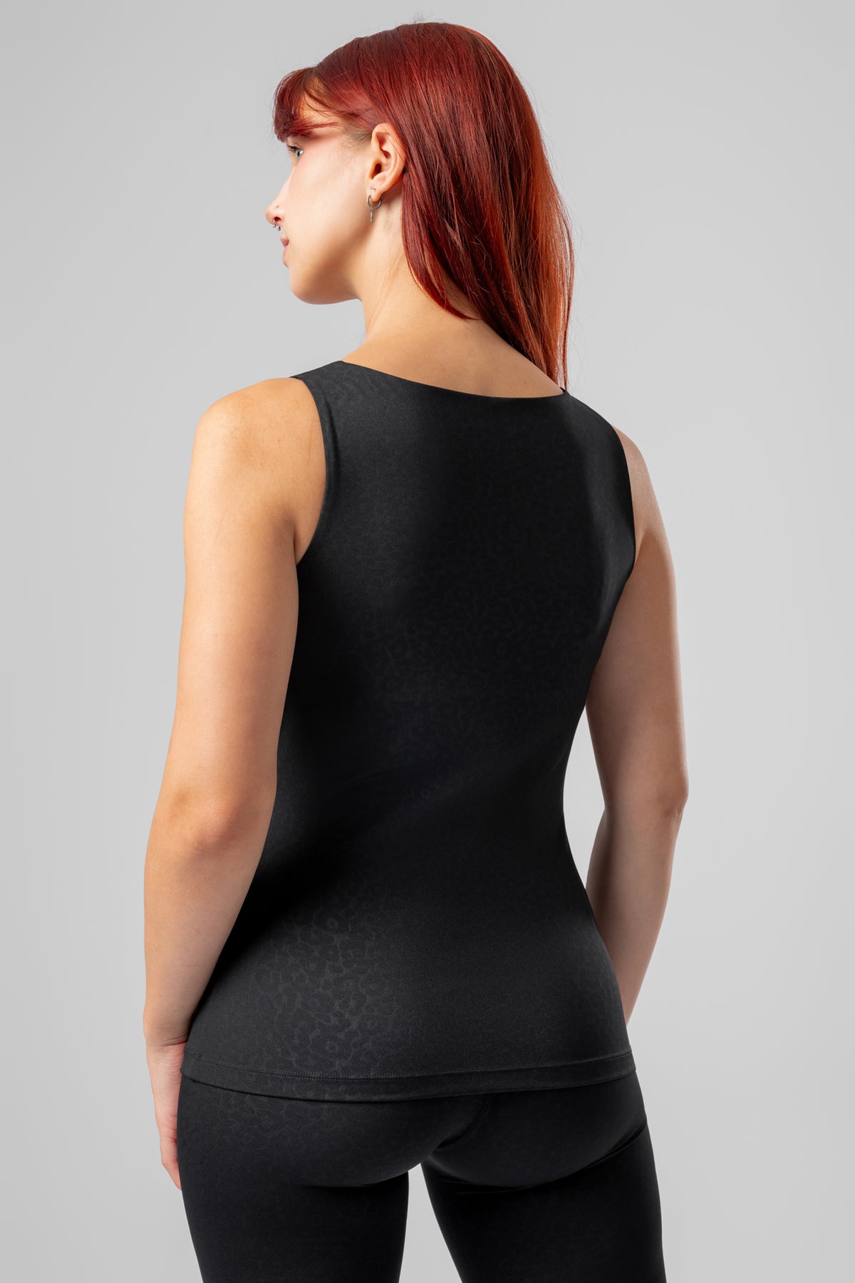 lelosi_tank_top vibe leonita_2