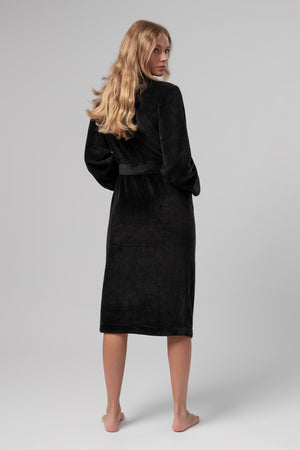 lelosi jutarnji ogrtač anya 1