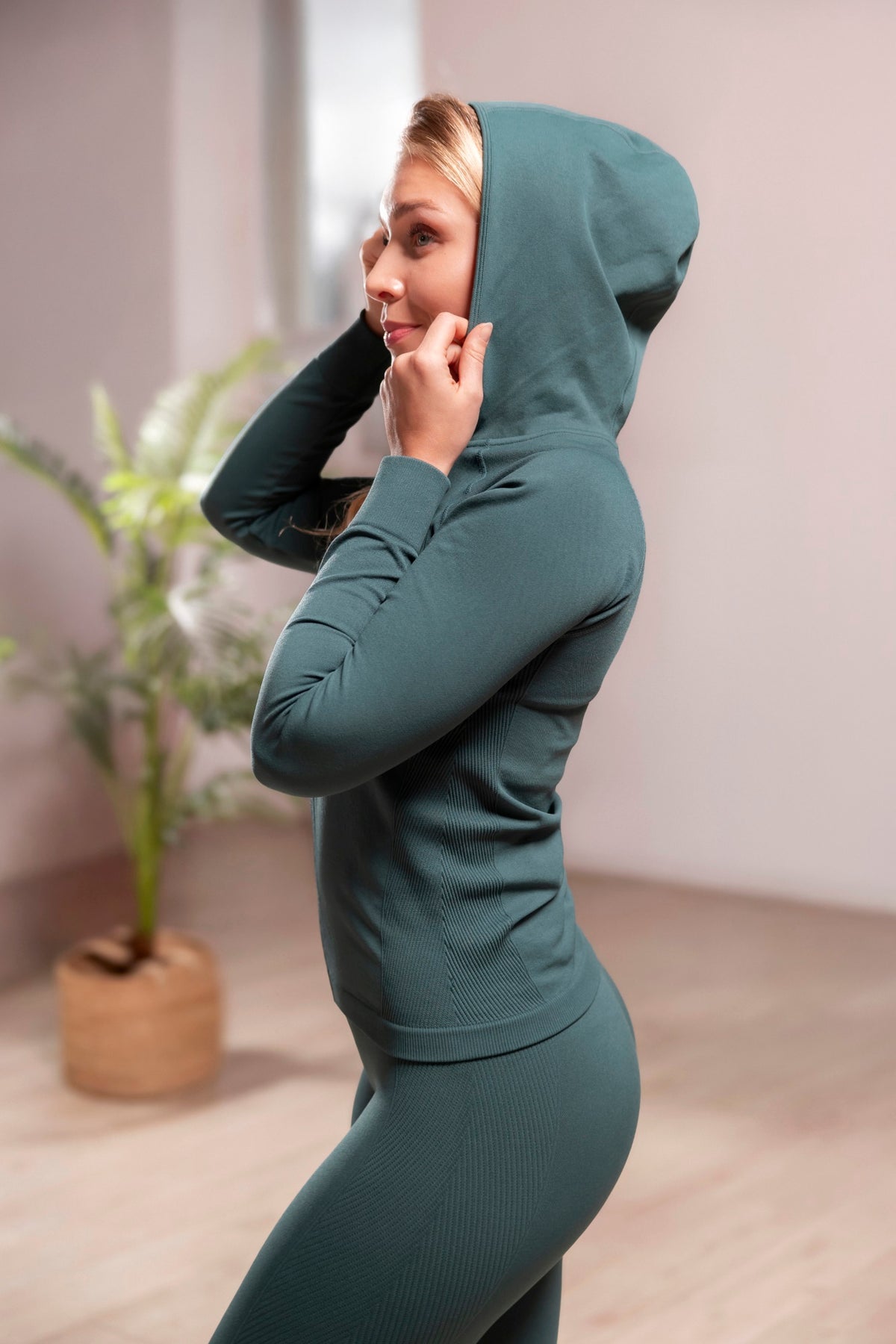 lelosi_seamless_move dukserica evelyn_7