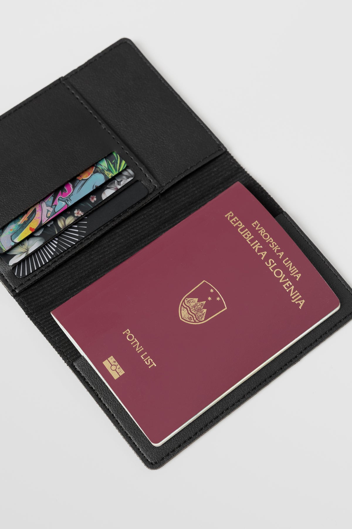 lelosi_etui_za putovnicu dubai_2