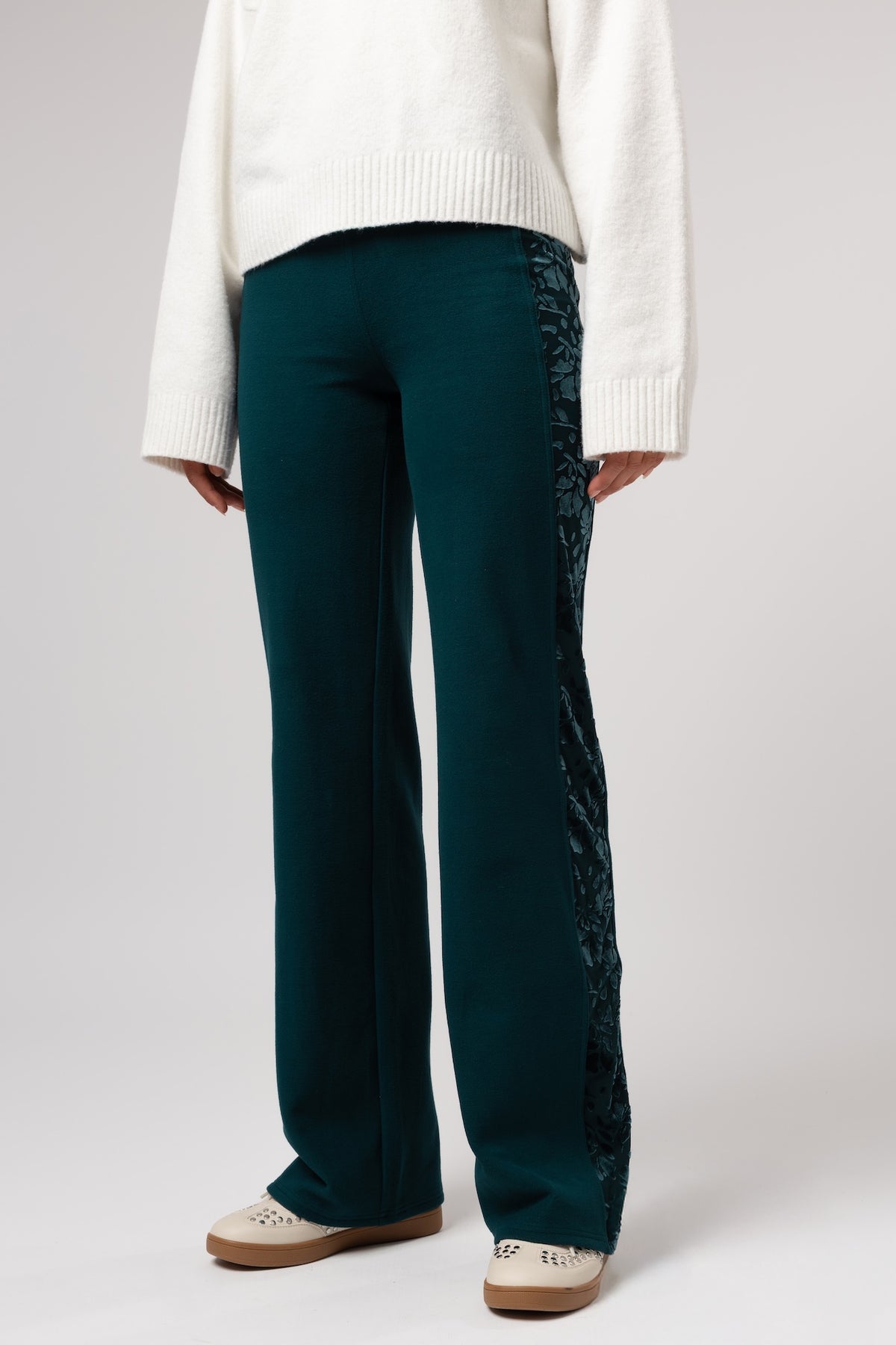 lelosi_supercomfort_relaxed sangita_0