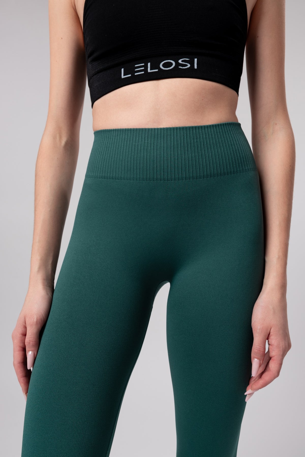 lelosi_seamless_move evelyn_4