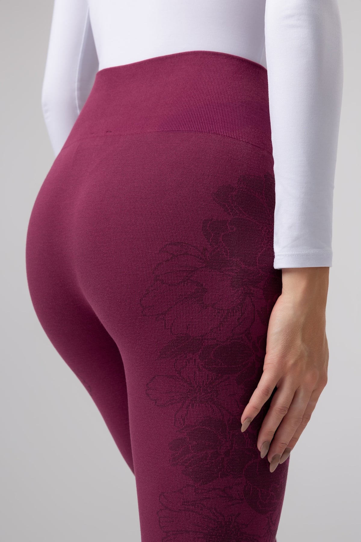 lelosi_seamless_tajice avila_5
