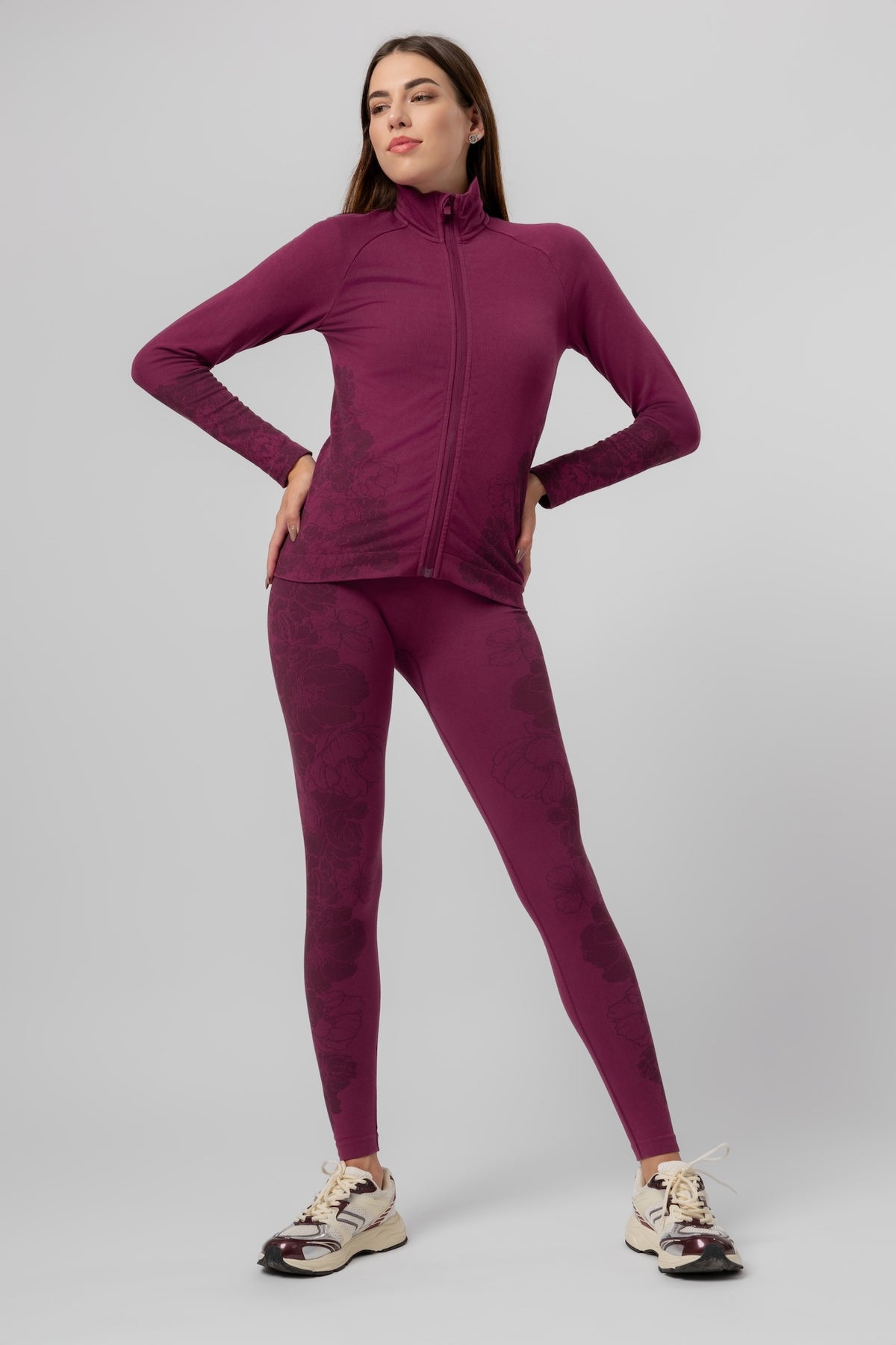 lelosi_seamless_tajice avila_7