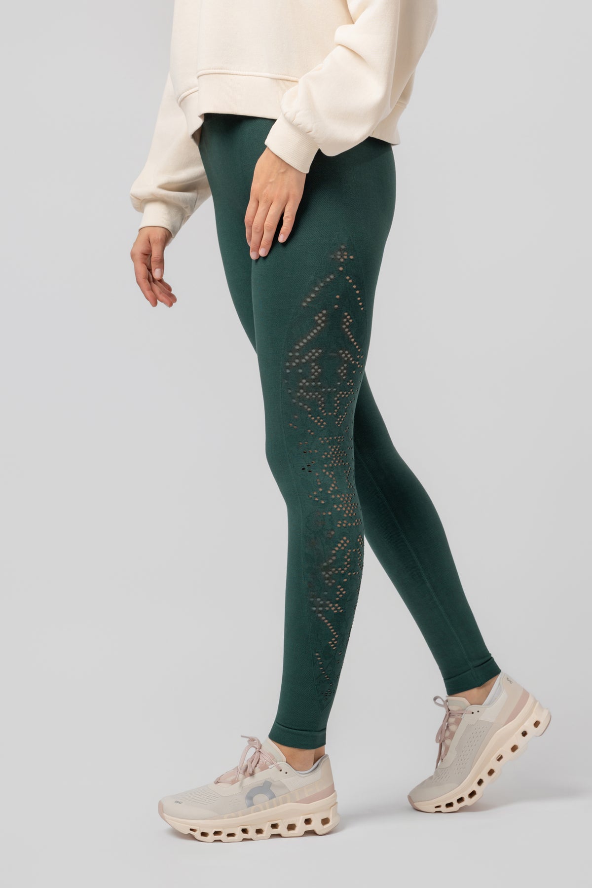 lelosi_seamless_tajice lewes_0