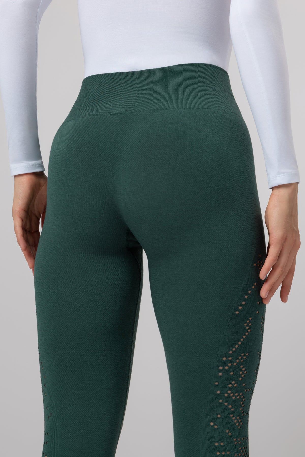 lelosi_seamless_tajice lewes_5
